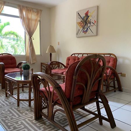サンサルバドルApartamento Completoアパートメント エクステリア 写真